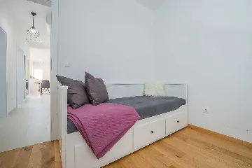 Zadar Family Villa with Jacuzzi and Patio Lounge