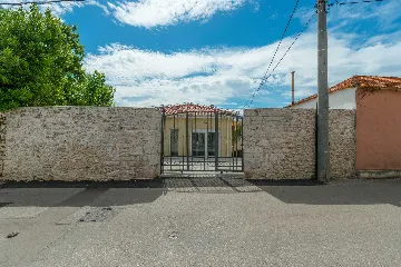 Zadar Family Villa with Jacuzzi and Patio Lounge