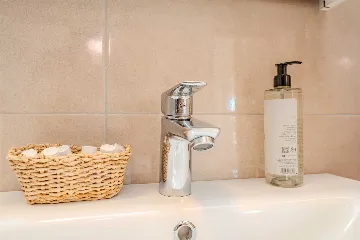 One-Bedroom Apartment in Nin with Balcony