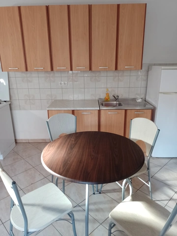 1-Bedroom Apartment in Novalja for 2–4 Guests