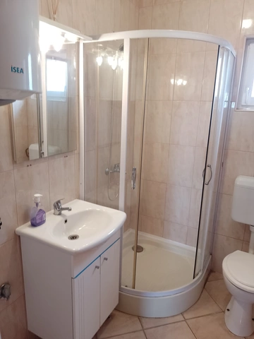 One-Bedroom Apartment in Novalja with Private Parking