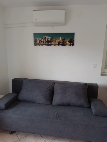 One-Bedroom Apartment in Novalja with Private Parking