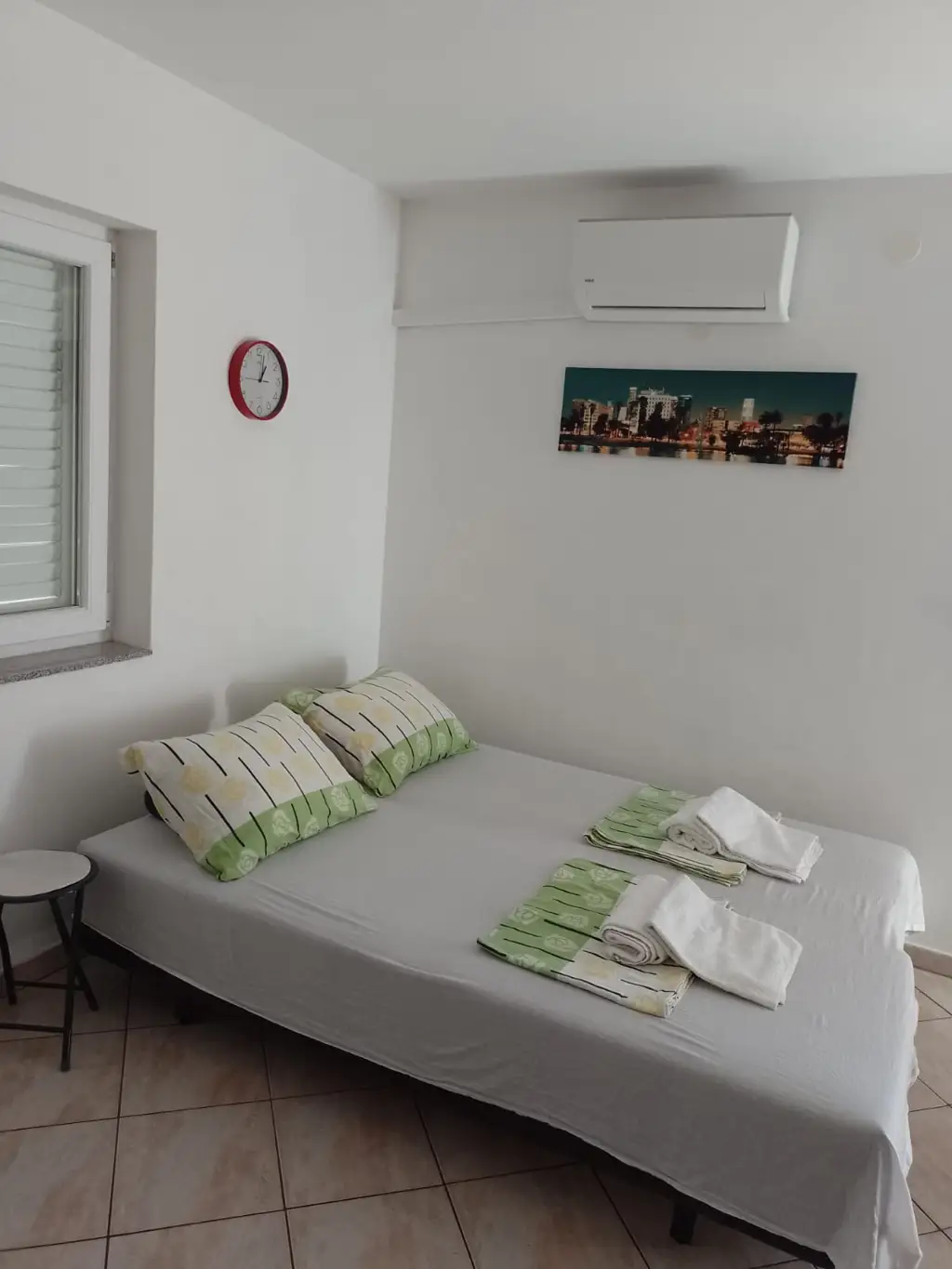 One-Bedroom Apartment in Novalja with Private Parking