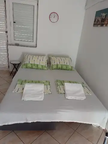 One-Bedroom Apartment in Novalja with Private Parking