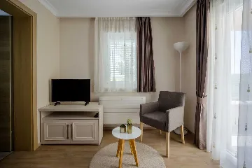 Debeljak 4-Bedroom Villa with Heated Pool