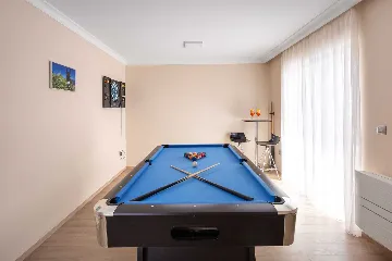 Debeljak 4-Bedroom Villa with Heated Pool