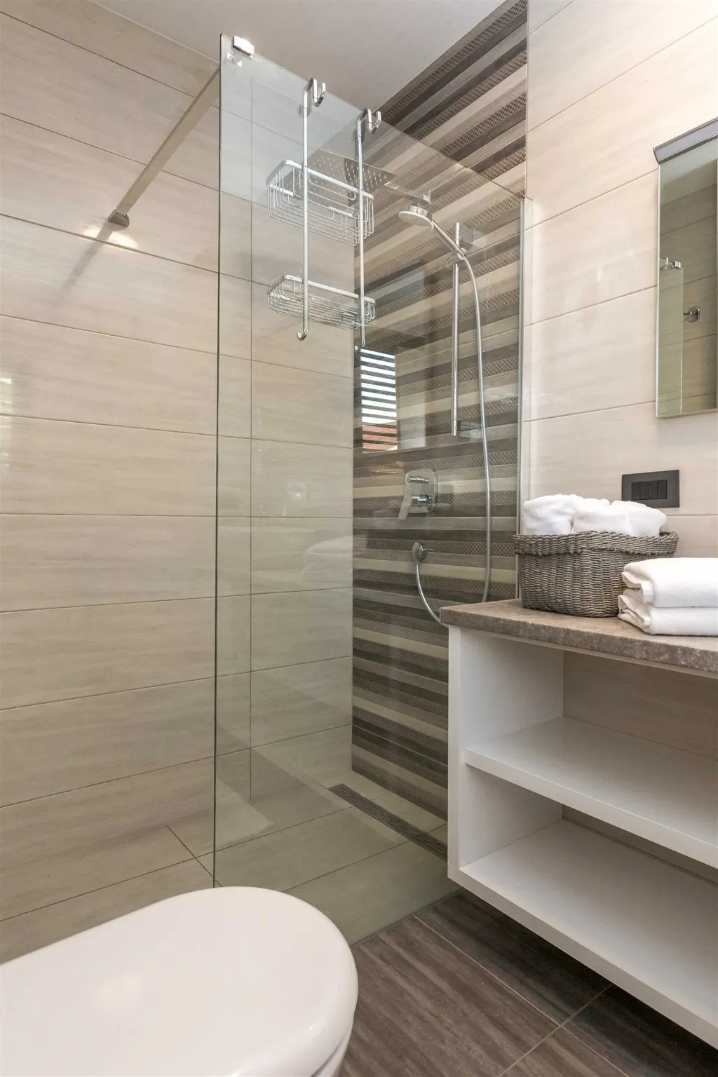 Villa in Pakoštane for 6–8 Guests with Heated Pool