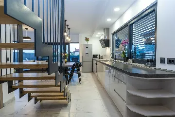 Villa in Pakoštane for 6–8 Guests with Heated Pool