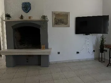 2-Bedroom Villa in Velušić with Private Pool