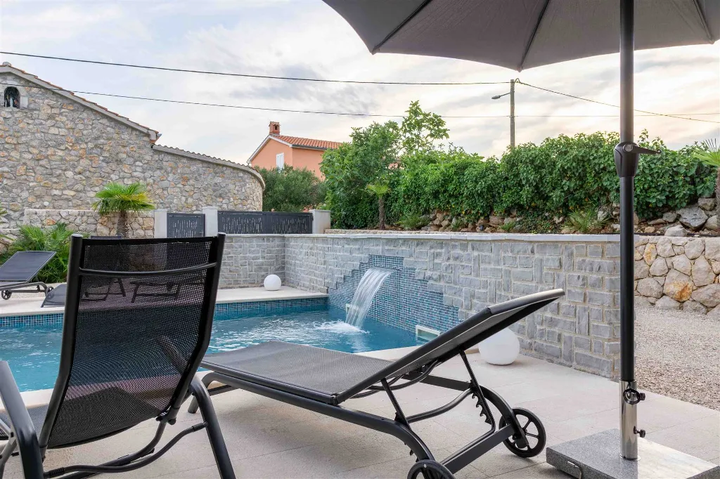 Private Pool Villa in Brzac for 8 Guests