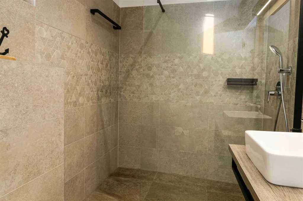 Private Pool Villa in Brzac for 8 Guests