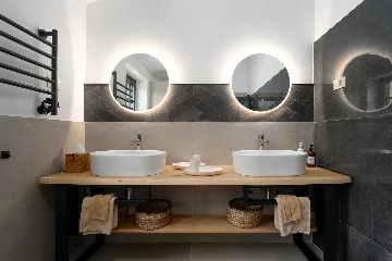 Drenje Holiday House with Sea-View Balconies