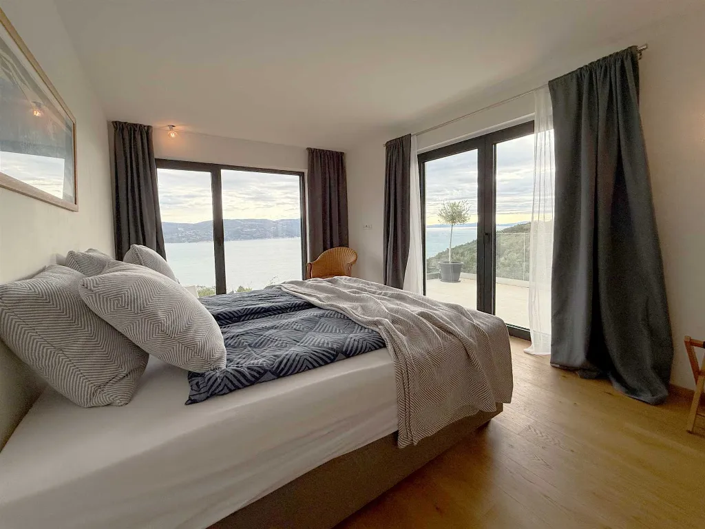 4-Bedroom Villa in Zagorje with Sea View