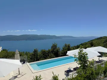 4-Bedroom Villa in Zagorje with Sea View