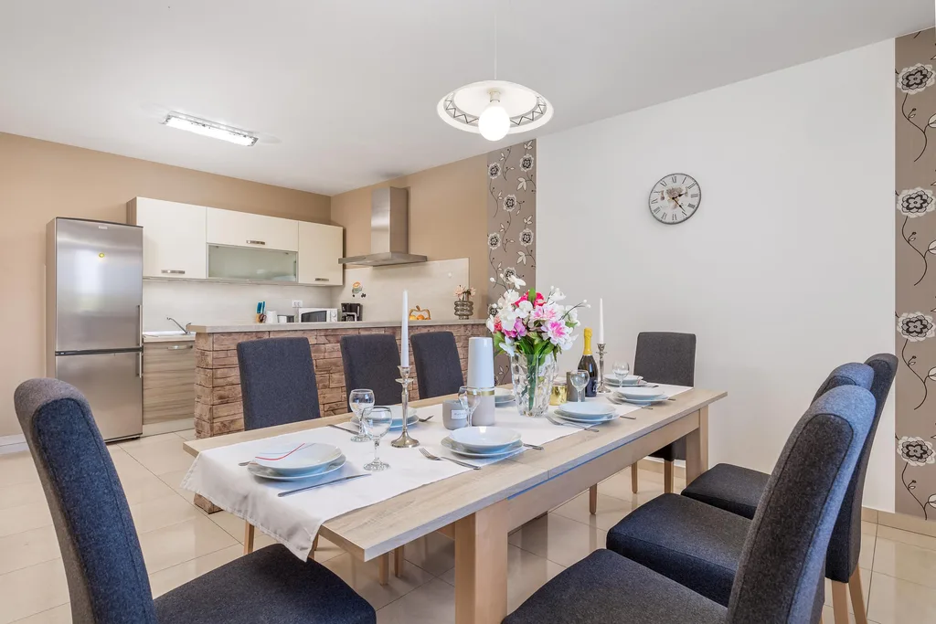 Pet-Friendly 3-Bed Holiday House in Kunj, Croatia