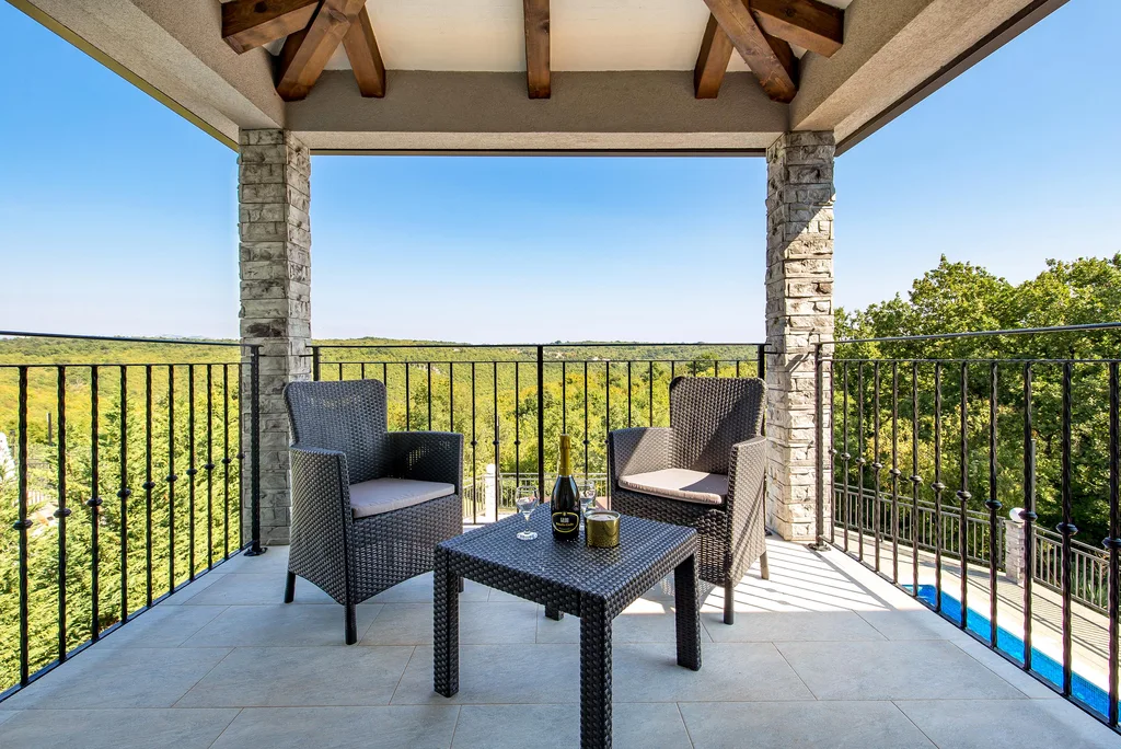 Pet-Friendly 3-Bed Holiday House in Kunj, Croatia