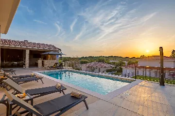 Villa in Labin with Private Pool, Jacuzzi & Sauna
