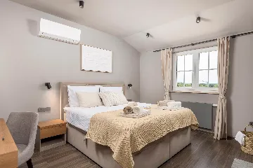 Villa in Labin with Private Pool, Jacuzzi & Sauna