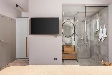 Villa in Labin with Private Pool, Jacuzzi & Sauna