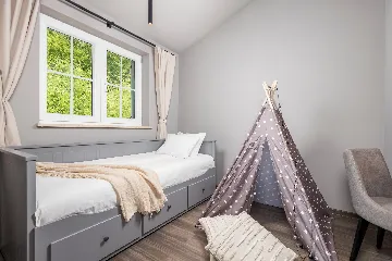 Villa in Labin with Private Pool, Jacuzzi & Sauna