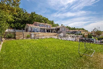 Villa in Labin with Private Pool, Jacuzzi & Sauna