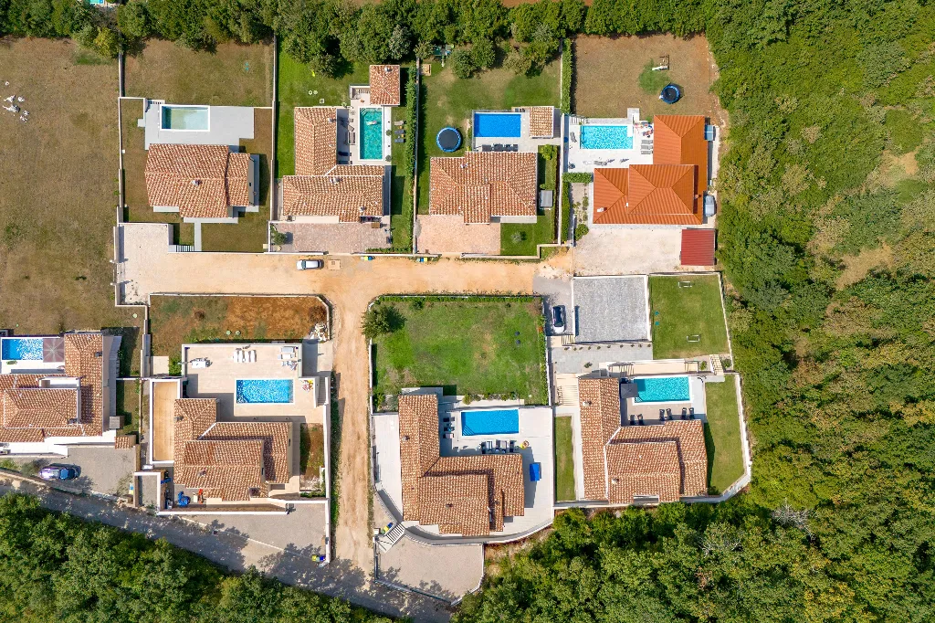 Villa in Labin with Private Pool, Jacuzzi & Sauna
