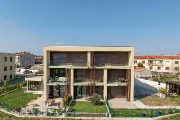 2-Bedroom Apartment with Panoramic Balcony in Labin