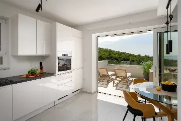 Rabac 2-Bedroom Apartment with Sea-View Terrace