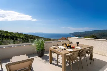 Rabac 2-Bedroom Apartment with Sea-View Terrace
