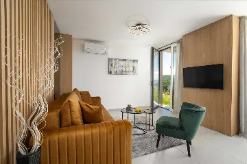 Sea-View Apartment in Labin for 4