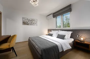 Sea-View Apartment in Labin for 4