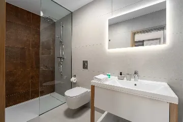 Sea-View Apartment in Labin for 4