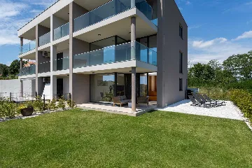 Sea-View Apartment in Labin for 4