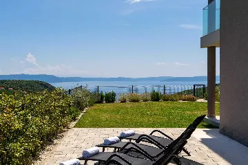 Sea-View Apartment in Labin for 4