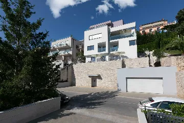 Rabac 2-Bedroom Apartment with Sea-View Terrace