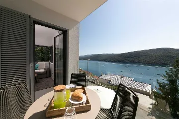 2-Bedroom Apartment with Sea View in Rabac