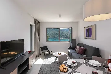 Rabac 2-Bedroom Apartment with Sea-View Balcony