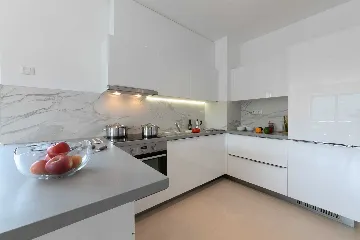 Rabac 2-Bedroom Apartment with Sea-View Balcony