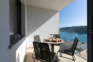 Rabac 2-Bedroom Apartment with Sea-View Balcony