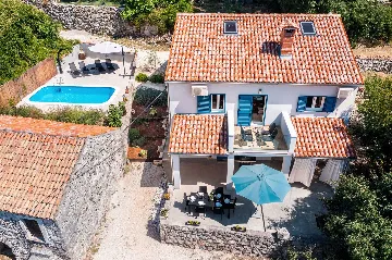 Holiday House with Private Pool and Sea Views, Viškovići