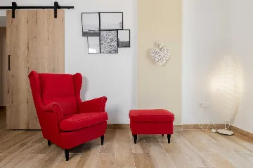 Holiday House with Private Pool and Sea Views, Viškovići