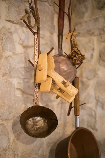 4-Bedroom Holiday House in Rogočana for Up to 8