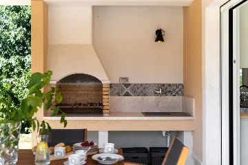 3-Bedroom Holiday House in Županići for 6 Guests