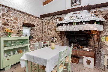 2-Bedroom Stone Holiday House in Rabac for 4