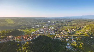 Triple Room with En-Suite Bathroom in Labin