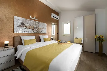 3-Bedroom Sea-View Villa with Private Pool in Drenje