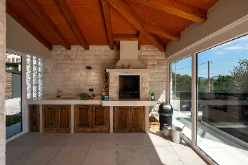 3-Bedroom Sea-View Villa with Private Pool in Drenje