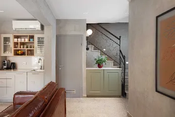 Queen Room in Labin for Up to 2 Guests