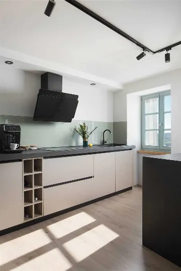 1-Bedroom Apartment in Labin for Up to 2 Guests