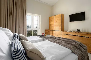 Holiday House with Heated Saltwater Pool in Veli Kosi